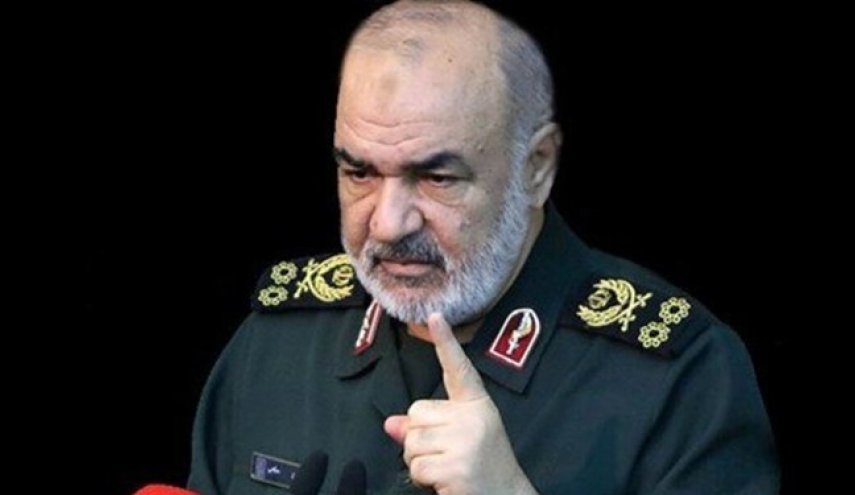 فرمانده کل سپاه: اجازه نمی‌دهیم دست دشمن به حریم امنیت ما برسد