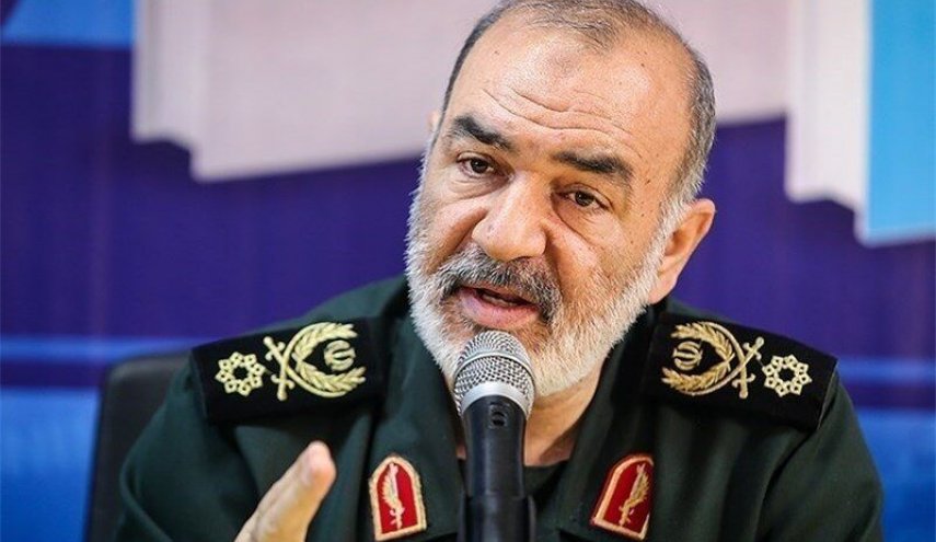 سرلشکر سلامی: تلاش دشمن برای انزوای سیاسی ایران شکست خورده است