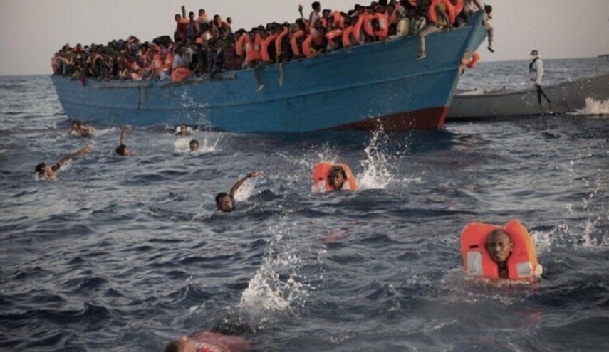 مقتل 3 اشخاص وفقد 3 آخرين بعد غرق قارب يقل مهاجرين قبالة تونس