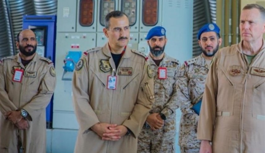 بازدید فرمانده نظامی آمریکا از یک پایگاه نظامی در عربستان