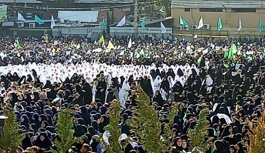 هزاران لبنانی سرود «سلام فرمانده» را در بیروت اجرا کردند + ویدئو