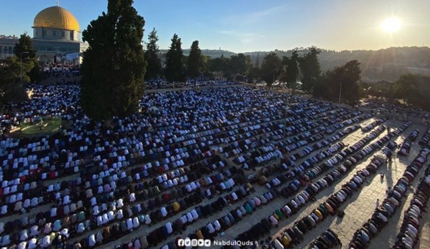 مشارکت 150 هزار نفری فلسطینیان در نماز عید قربان در «مسجدالاقصی»+ تصاویر