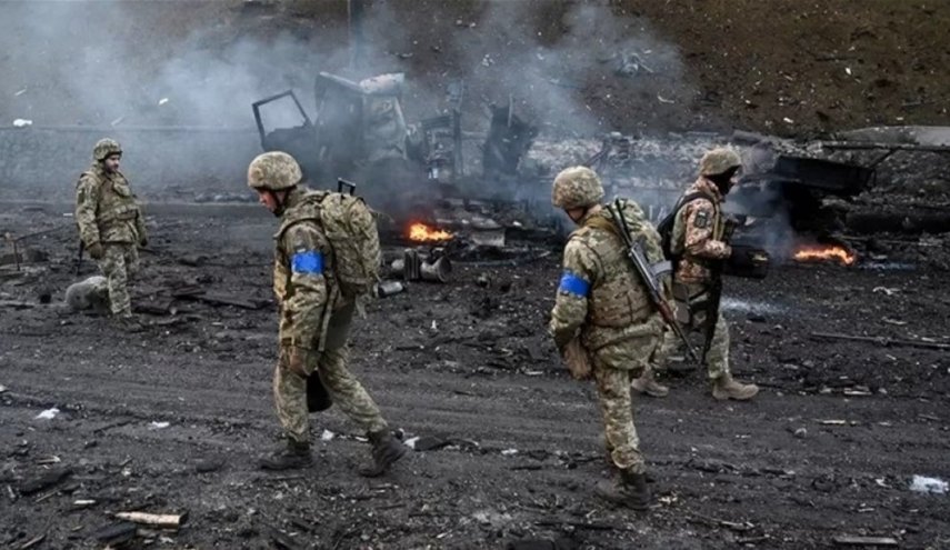 صحيفة:أمريكا وحلفاؤها يناقشون سرا إنهاء الصراع في أوكرانيا دبلوماسيا