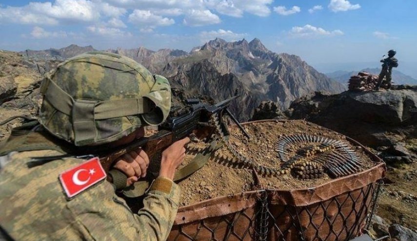 ترکیه: ۵ تروریست پ ک ک در شمال عراق کشته شدند