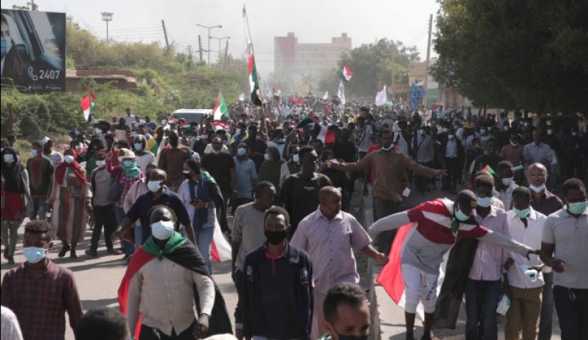السودان.. 'مليونية الوطن الواحد' تعلن عن تسيير موكب نحو القصر الرئاسي
