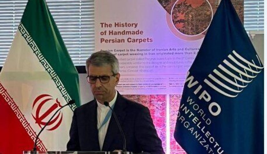 السجاد اليدوي الإيراني يروي الثقافة والفن الفارسي