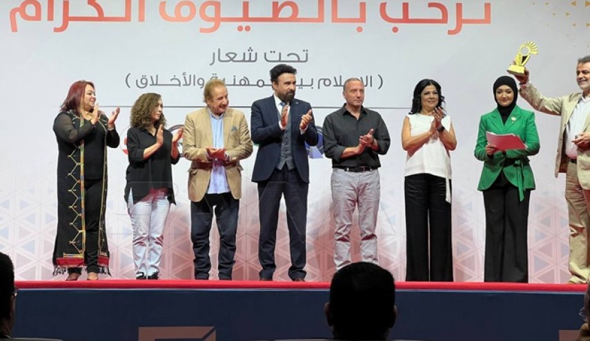 سوريا تحصد 6 جوائز في مهرجان الغدير الدولي للإعلام في العراق
