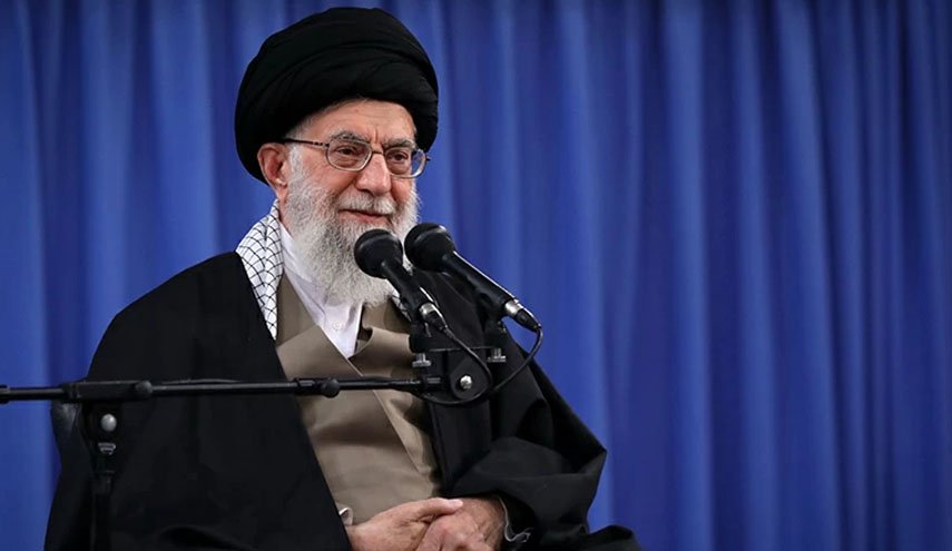 ضرورت رفتار پدرانه با همه،سلوک مردمی، مقابله با شبهات و تبیین مبانی انقلاب بویژه عدالت/ علت عصبانیت غرب از زن ایرانی، درخشیدن او در میادین گوناگون با حفظ حجاب است