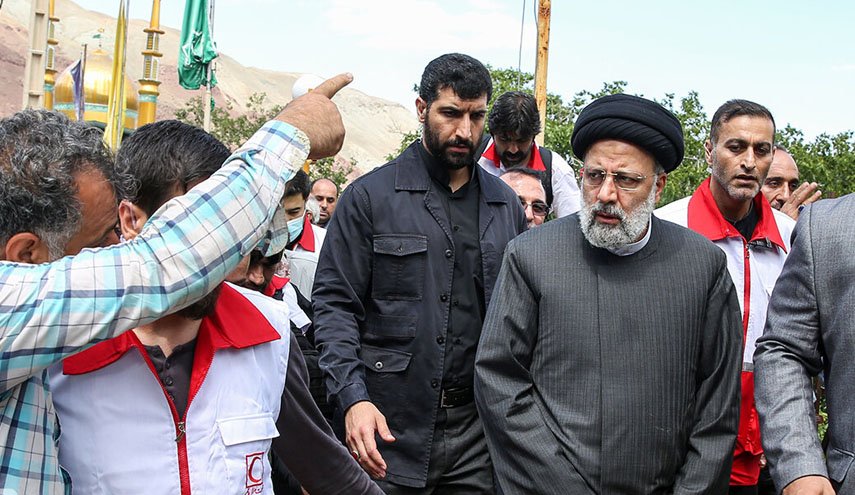 رئیسی بر استفاده از ظرفیت همه دستگاه‌ها برای تسریع در عملیات امداد و نجات سیل‌زدگان تاکید کرد
