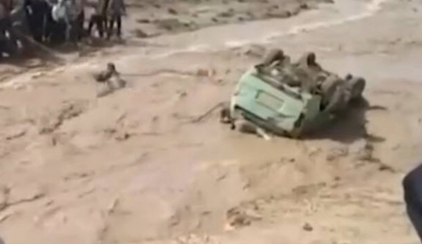۷ کشته و ۳ مفقودی در حادثه واژگونی خودروی حامل اتباع عراقی در رودخانه