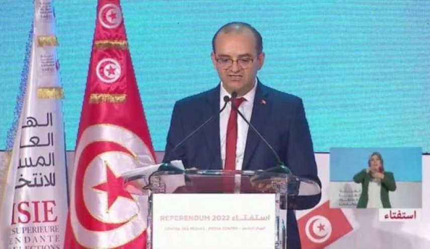 هيئة الانتخابات التونسية ترفض التشكيك في نتائج الاستفتاء على الدستور
