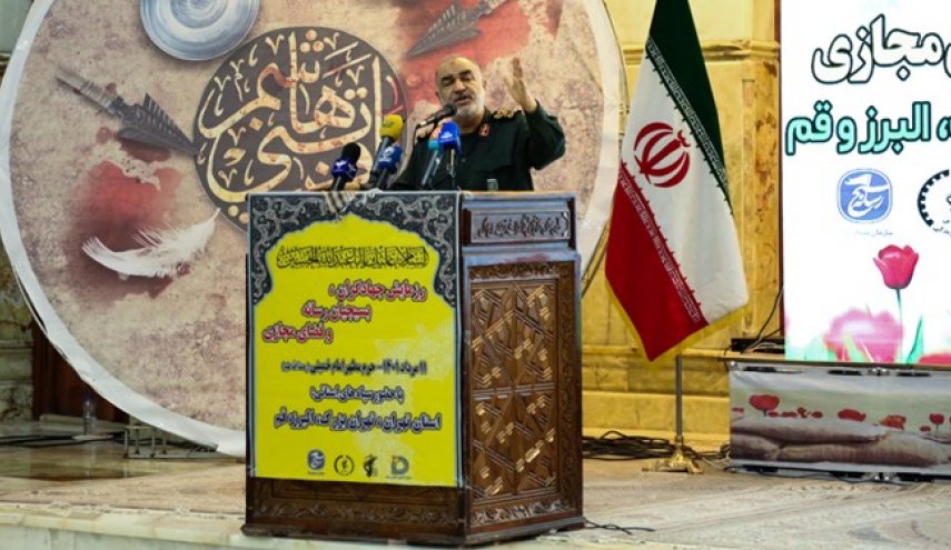 سرلشکر سلامی: بیش از 100 هزار موشک آماده در لبنان وجود دارد