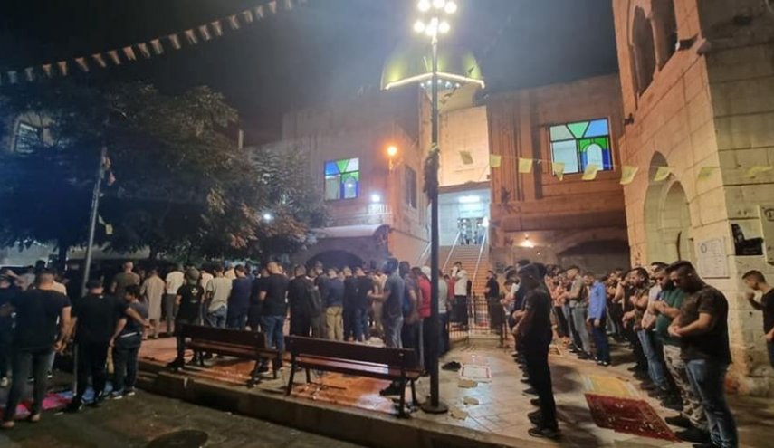 بالصور.. أعداد كبيرة تلبي نداء ’فجر الشهداء’ في نابلس