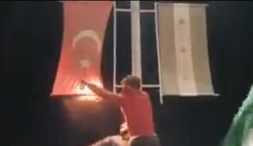 تركيا تنقلب على مسلحيها بسوريا وتشن حملة اعتقالات ضدهم!
