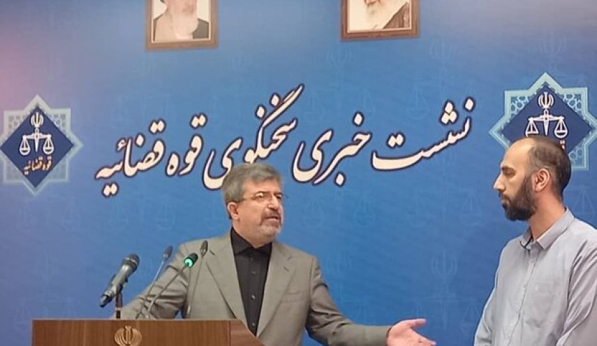مجید نوری: هزار روز است که پدرم در انفرادی به سر می برد