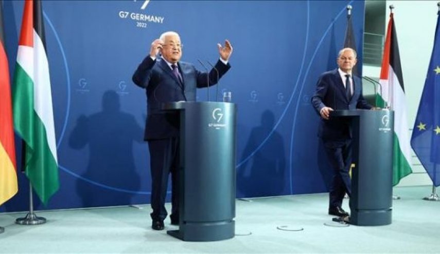 هستيريا في كيان الاحتلال ضد تصريحات محمود عباس في المانيا