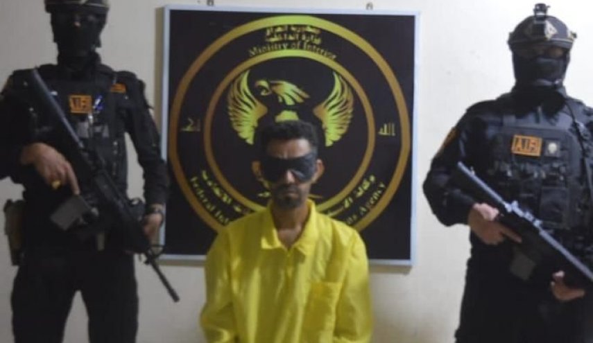 الإطاحة بقيادي بارز في 