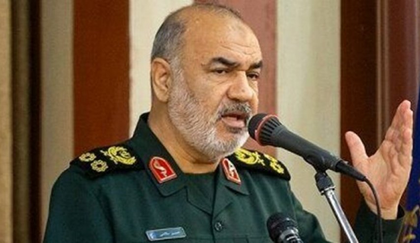 سرلشکر سلامی: ماموریت داریم در دریاهای دوردست حضور یابیم 