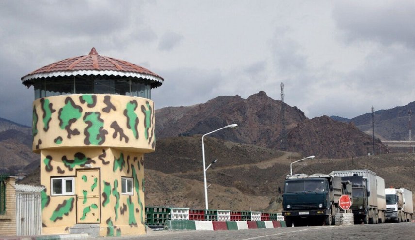 إيران.. تمركز 30 ألفا من قوى الأمن الداخلي على الحدود لتأمين زوار الأربعين