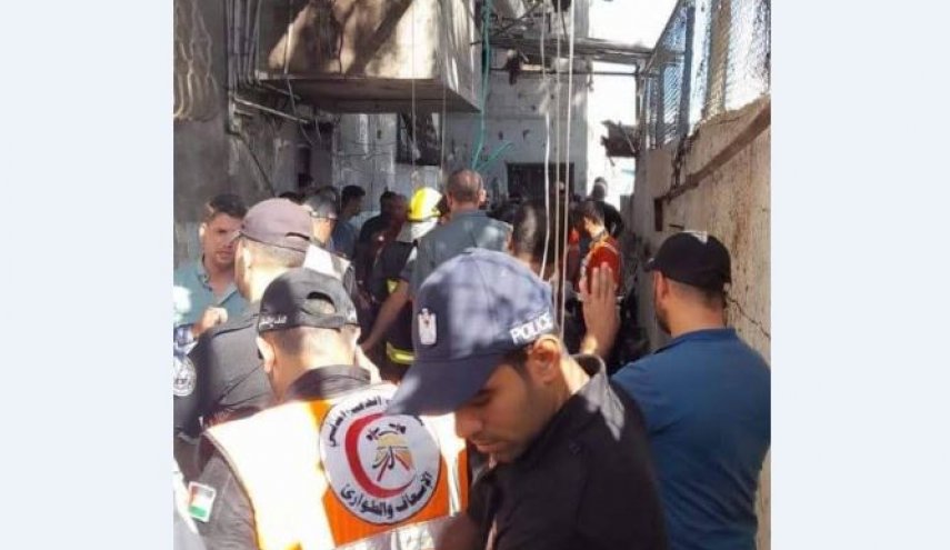 شهيد وإصابة طفلة بانفجار عرضي في خانيونس