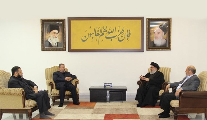 دیدار هیئت بلندپایه جنبش حماس با دبیرکل حزب الله لبنان