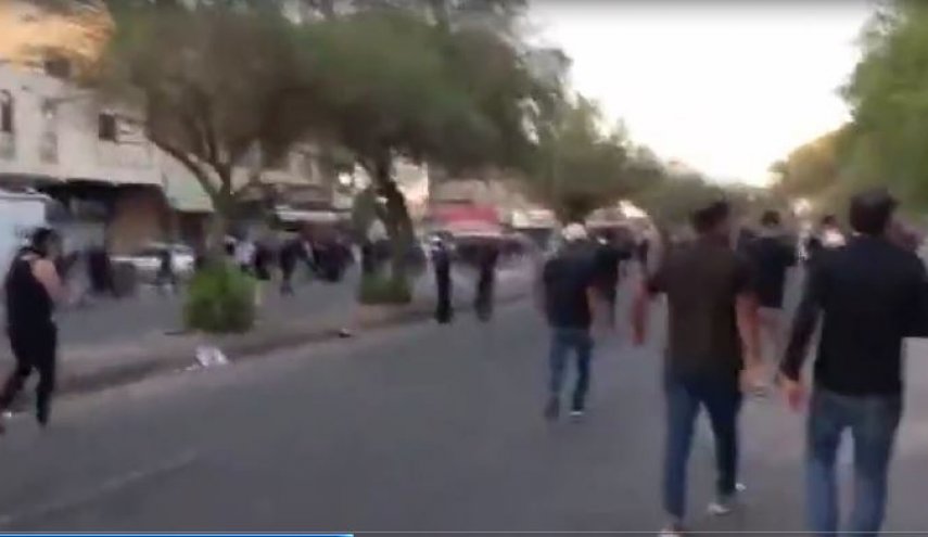 آغاز عقب‌نشینی حامیان صدر از منطقه سبز بغداد/نیروهای امنیتی بر کاخ ریاست جمهوری تسلط یافتند