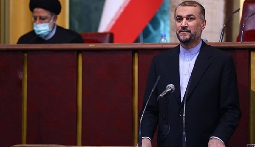 امیرعبداللهیان: ذره‌ای از خطوط قرمز نظام در موضوع هسته‌ای تخطی نمی‌کنیم