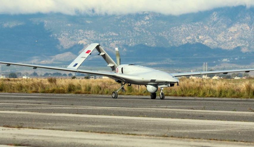 الإمارات تجري مفاوضات مع تركيا لشراء 120 طائرة 'بيرقدار'