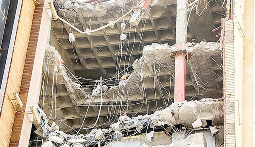 ساختمان متروپل دوباره ريخت؛ تعدادی مجروح برجای گذاشت