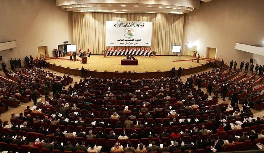 تعلل ریاست پارلمان عراق در بازگشایی مجلس، به رغم درخواست ۲۰۰ نماینده 