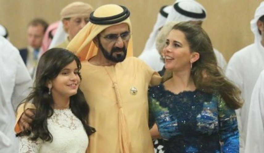 هل يلتقي حاكم دبي أبناءه من الأميرة هيا بعد دفن الملكة إليزابيث؟