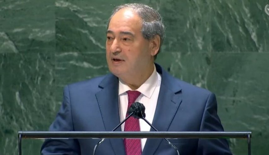 فیصل مقداد: خسارت بحران سوریه ۱۰۷ میلیارد دلار است/ تلاش صهیونیست ها برای تغییر بافت جمیعتی جولان اشغالی