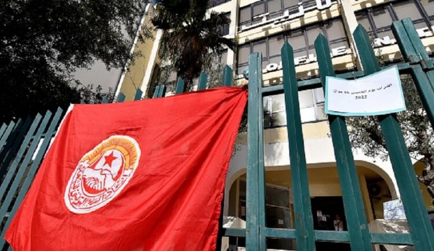 شخصیت تونسی خواستار نجات کشورش از بحران فروپاشی شد 