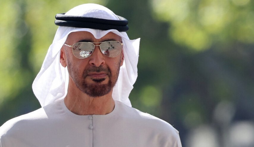 محمد بن زايد لزيلينسكي: تبعات الأزمة الأوكرانية تمتد إلى أنحاء العالم كافة
