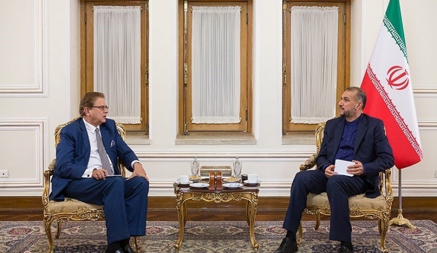 آمادگی ایران برای برگزاری نشست فوق العاده وزرای خارجه همسایه افغانستان