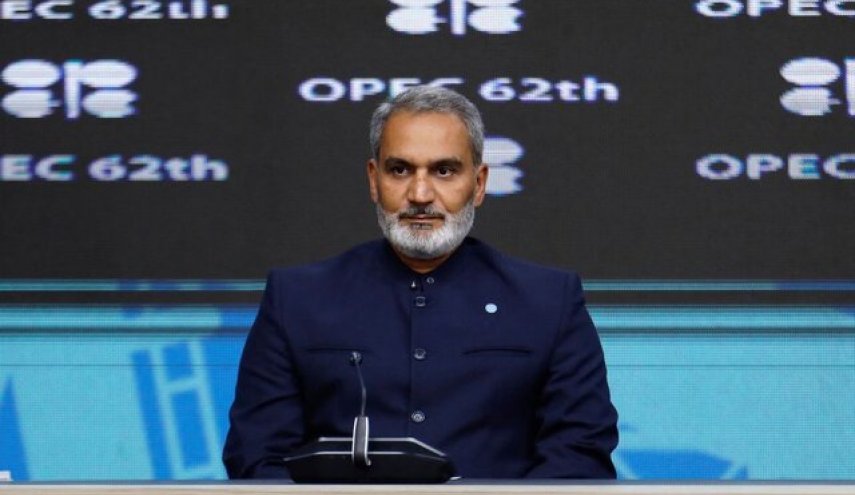 دبیرکل اوپک: تصمیم برای کاهش تولید نفت گروهی بود
