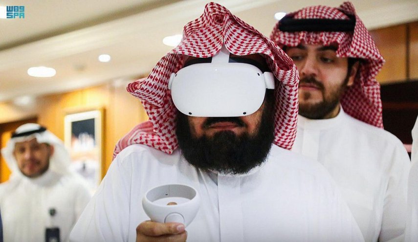 السديس لم يجمع ثروته من إستغلال منصبه.. بل من بيع دينه بدنياه
