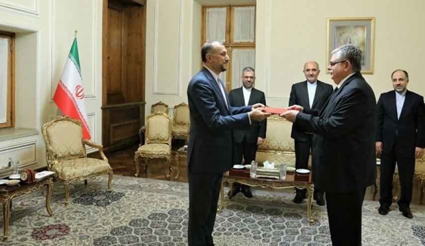 سفیر جدید روسیه رونوشت استوارنامه خود را تقدیم امیرعبداللهیان کرد
