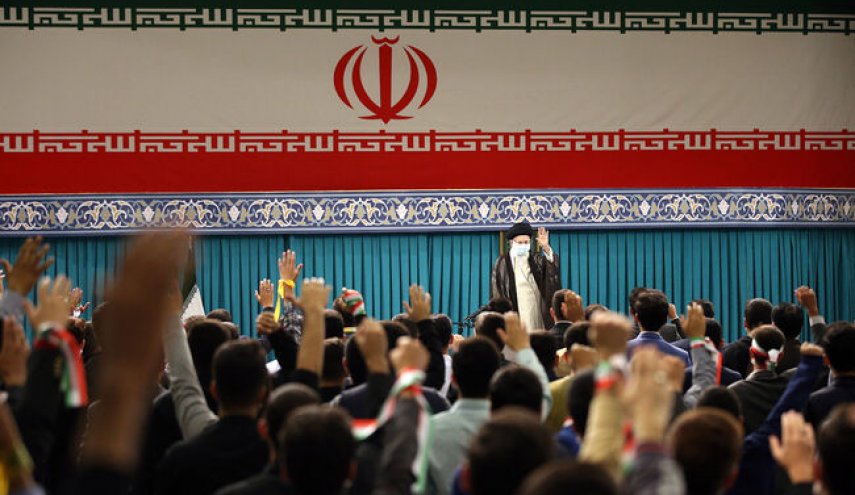 دیدار دانش‌آموزان با رهبر معظم انقلاب اسلامی

