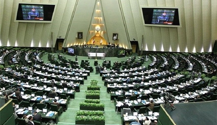 223 نائبا بمجلس الشوري الإسلامي: إيران القوية لن تقبل تغيير الحدود