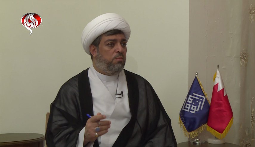 شیخ حسین الدیهی در گفتگو با العالم: مردم بحرین از عادی سازی مبرا هستند/ احتمال نظارت یک تیم امنیتی اسرائیلی بر برگزاری انتخابات در بحرین/حضور پاپ در بحرین شکست دیپلماتیک برای رژیم بود/ رژیم بحرین اعتقادی به روند سیاسی ندارد/ فقر نیمی از مردم بحرین/ سنی و شیعه از اقدامات رژیم خشمگین هستند/ برنامه‌های خود را برای مقابله با رژیم به زودی اعلام می کنیم
