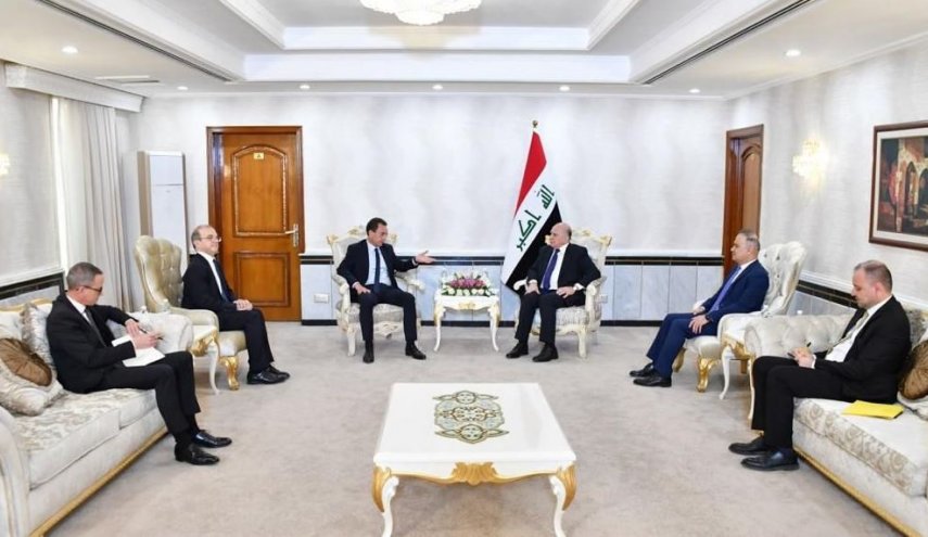 العراق وفرنسا يبحثان انعقاد مؤتمر بغداد للتعاون والشراكة