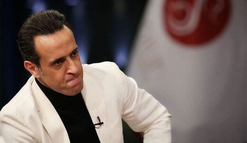  «علی کریمی» به کانادا رفته است