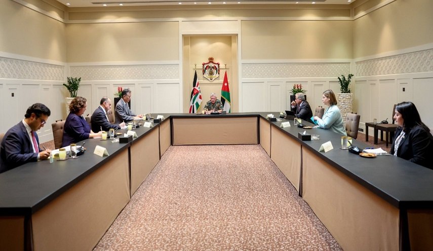 الملك الأردني يستقبل وفدا من الكونغرس الأمريكي