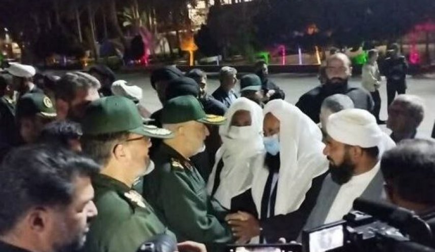 فرمانده کل سپاه وارد سیستان و بلوچستان شد
