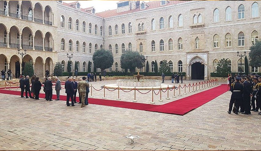لبنان.. العين على السراي الحكومي اليوم.. هل تعقد الجلسة بعد بيان الوزراء التسعة؟