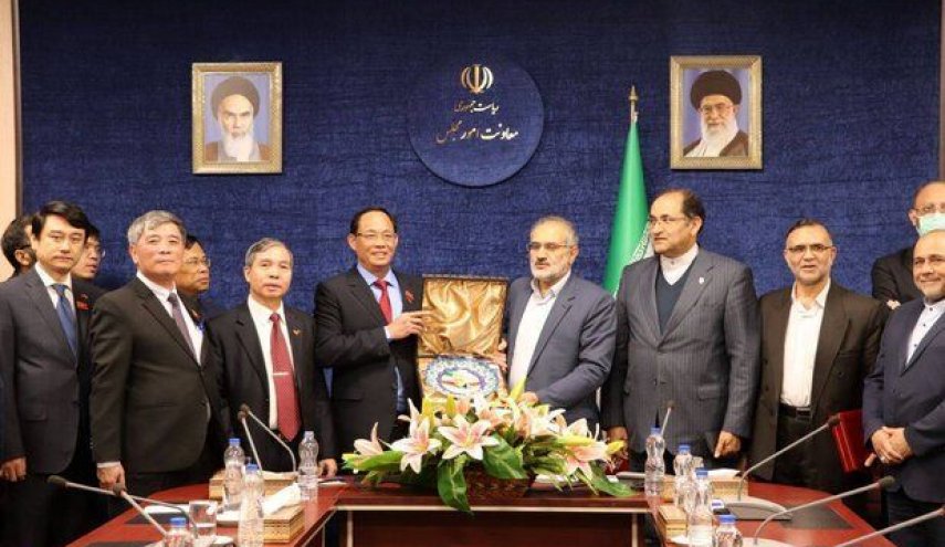 فيتنام تدعم حق ايران المشروع في الاستخدام السلمي للطاقة النووية