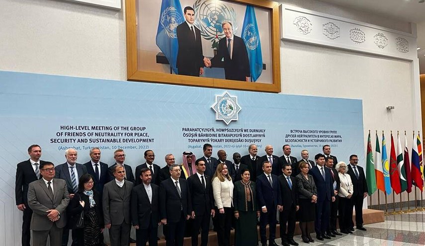 معاون حقوقی وزرات خارجه: تحریم دارو اقدامی تروریستی علیه بیماران است
