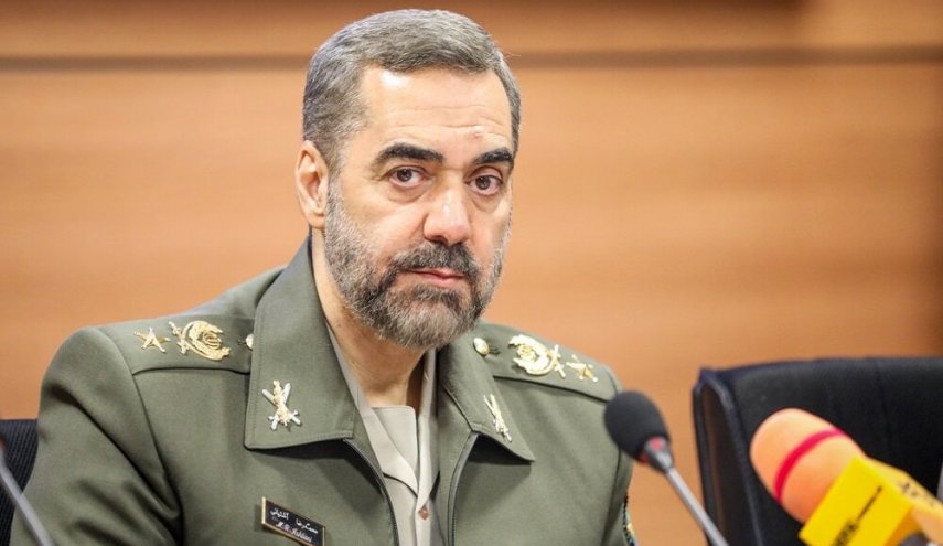 وزیر دفاع: کی‌یِف مدرکی دال بر استفاده روسیه از پهپاد ایرانی ارائه نکرد