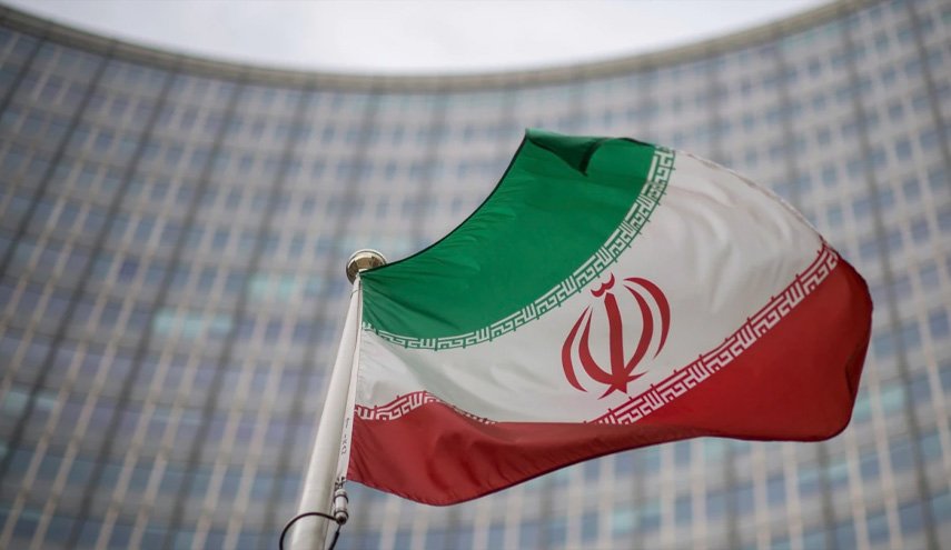 انگلستان با ادعای «ائتلاف» روسیه و ایران، مقامات ارشد هر دو کشور را تحریم کرد
